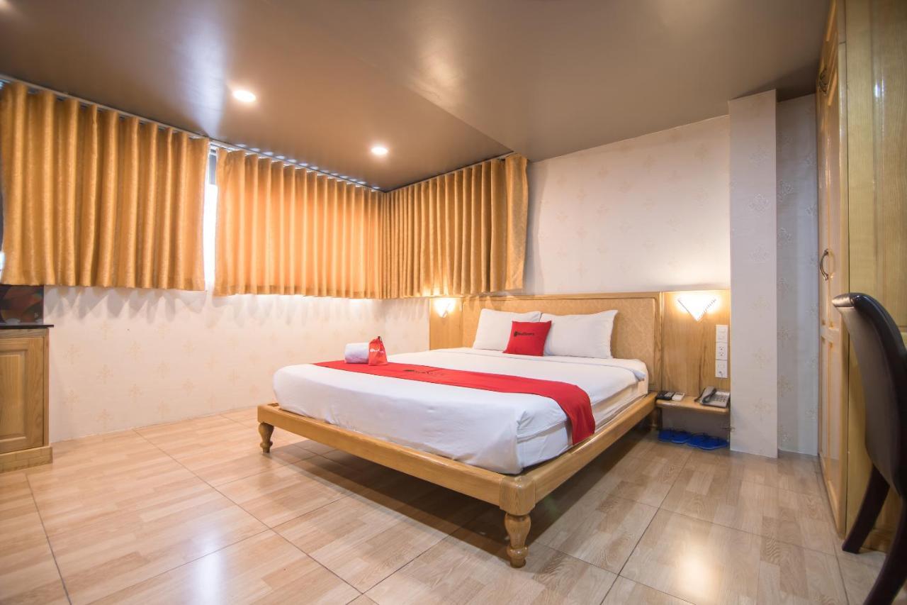 Reddoorz Plus Near Secc Ho Chi Minh City Exterior photo